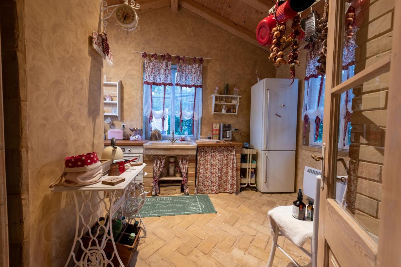 Villa Festina Lente - Cosy & Authentic Villa With Private Heated Pool Dobrinj Luaran gambar